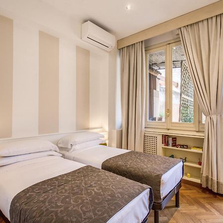 Tritone Top House Roma Quarto foto