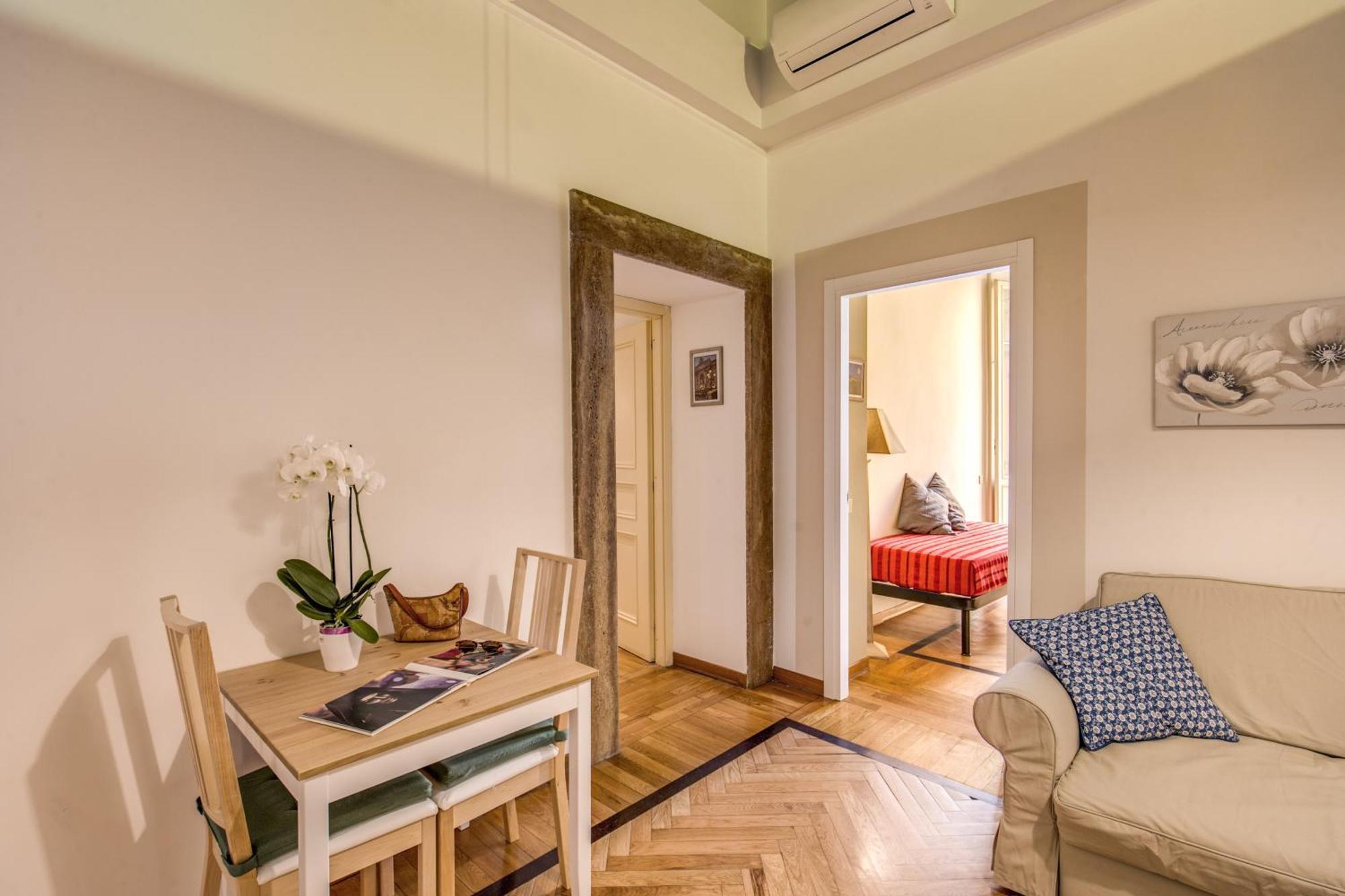 Tritone Top House Roma Quarto foto